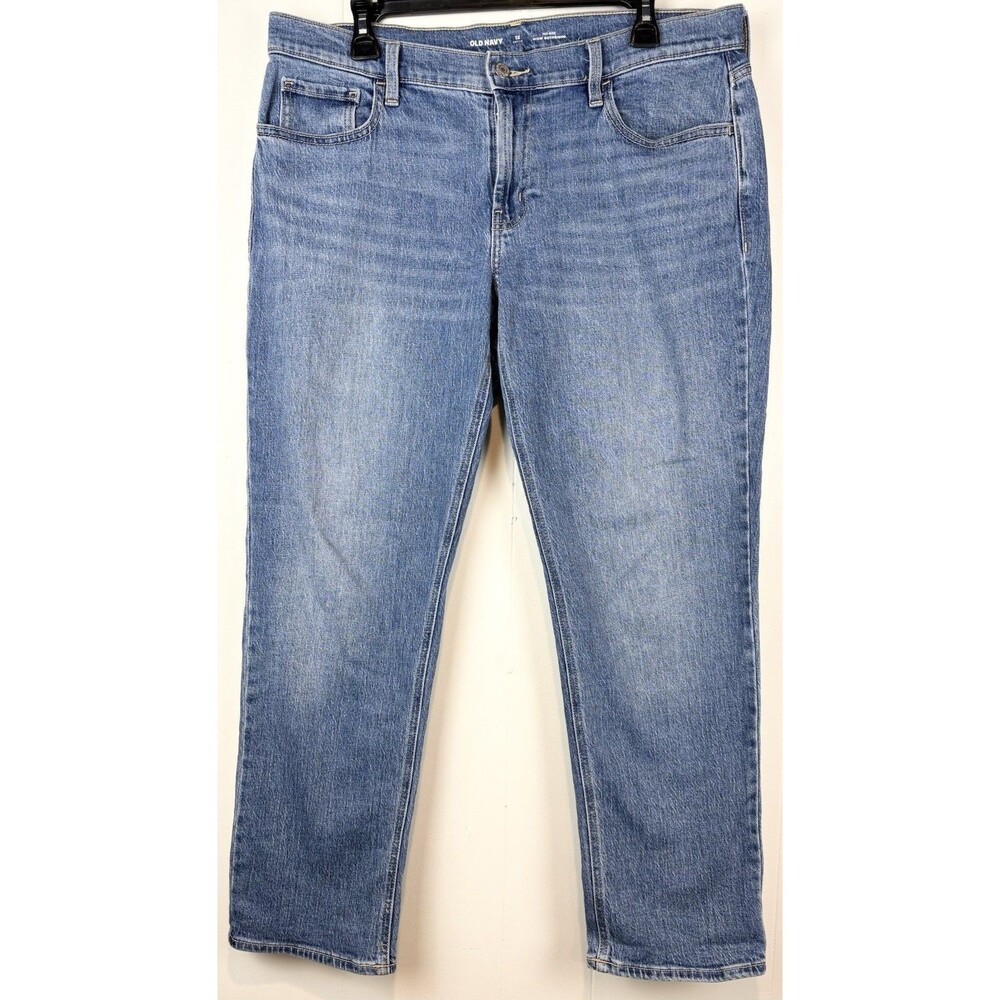 Old Navy Women's Jeans Mid Rise Wow Boyfriend denim Medium Wash Size 12 Petite